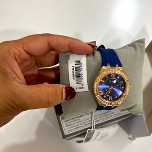 NWT Women’s Guess Watch